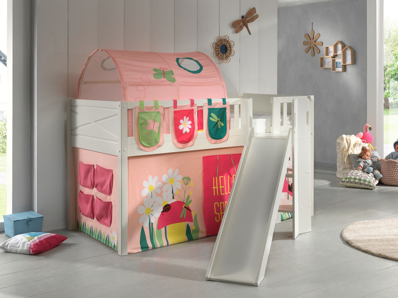 VIPACK Spielbett SCOTT, LF 90 x 200 cm, mit Rolllattenrost, Rutsche, Leiter und Textilset Vorhang, Tunnel und 3 Taschen 