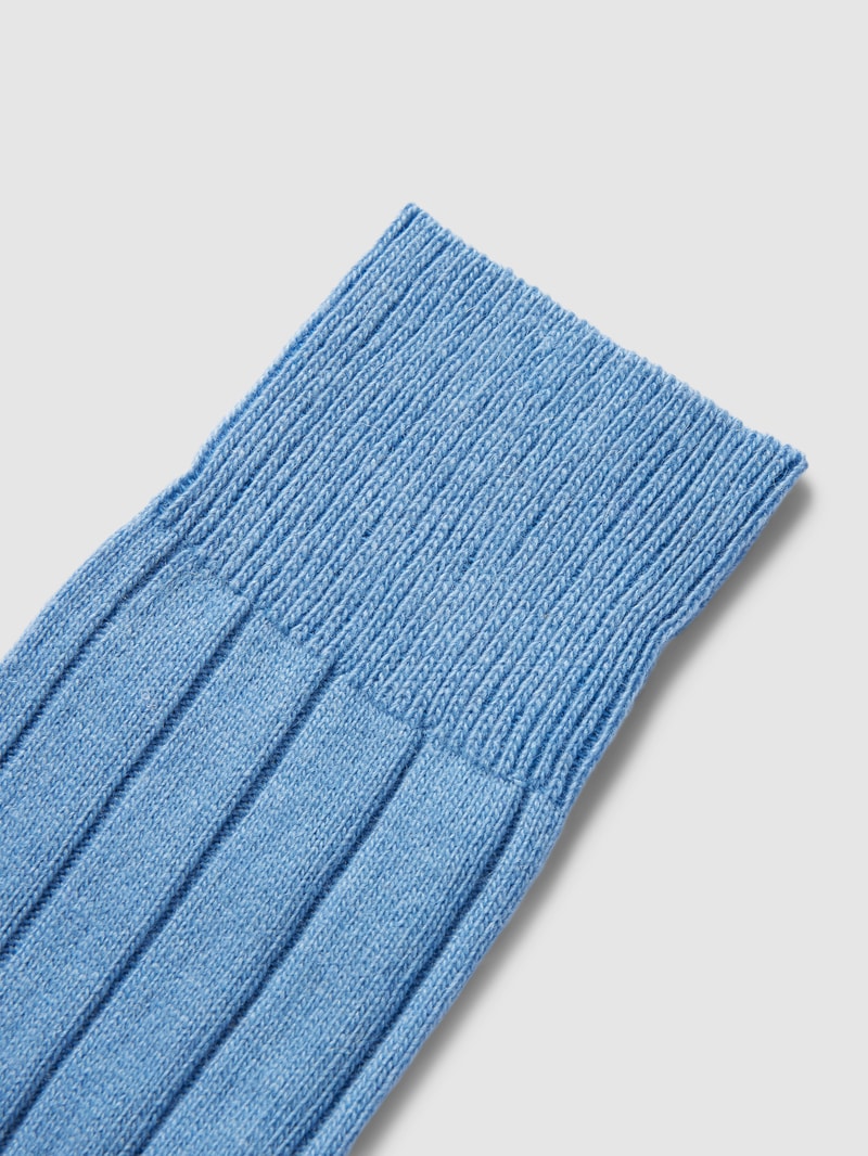 Socken mit elastischem Rippenbündchen in hellblau