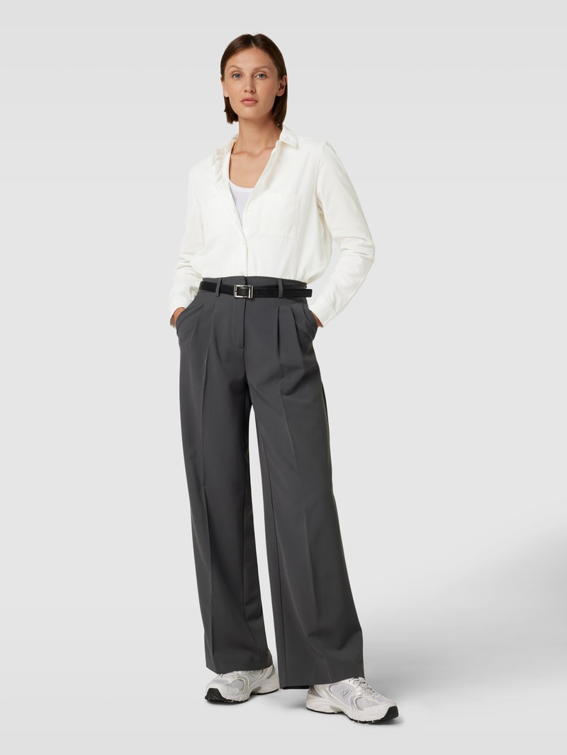 Hemdbluse in Cord-Optik mit Brusttaschen in offwhite
