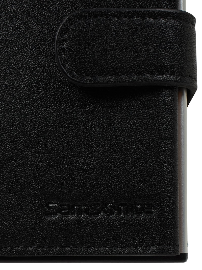 Kartenetui aus Leder Modell 'Alu Fit' in schwarz