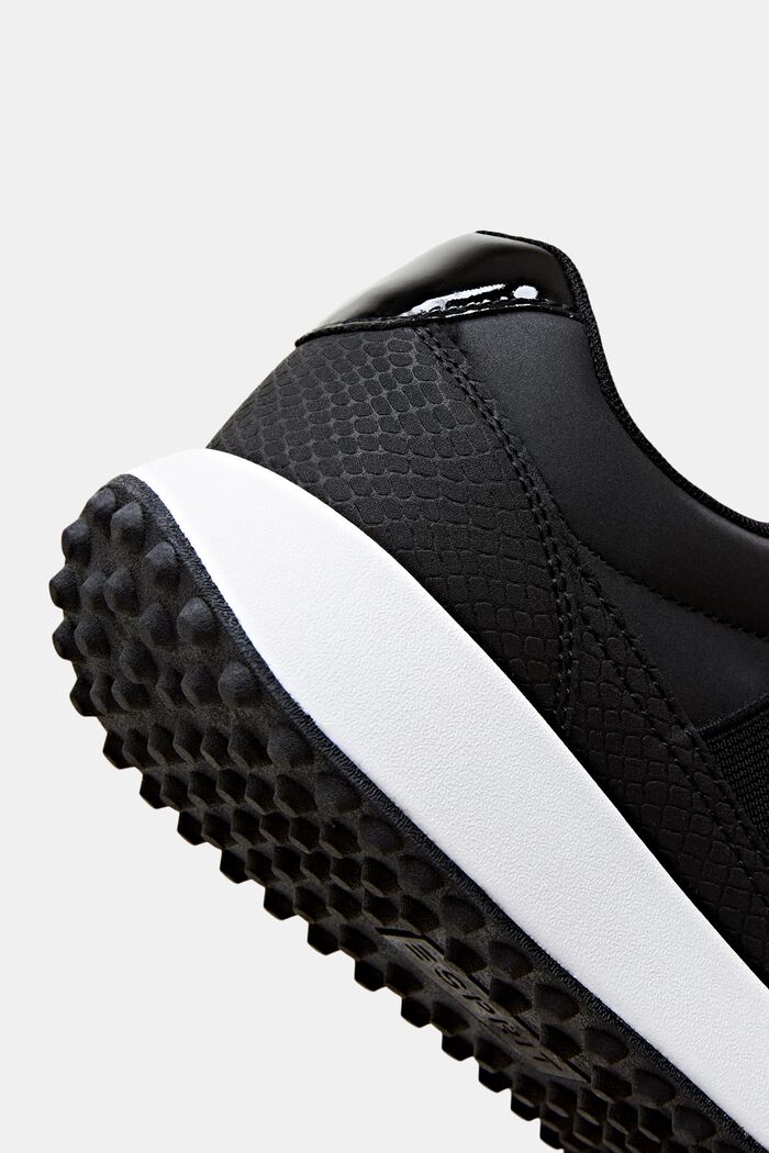 Slip-on-Sneakers in Lederoptik