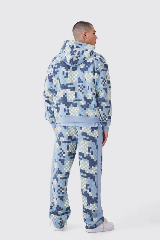 Lockere Camouflage Jogginghose mit Seitenstreifen