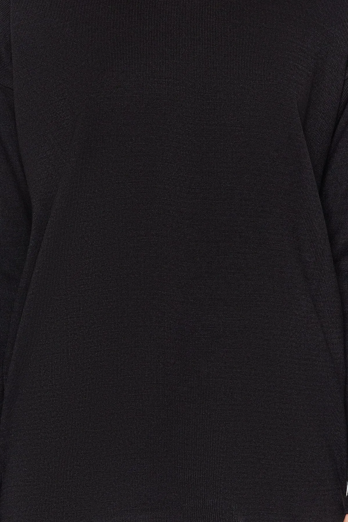 Trendyol Collection  Schwarzes Basic-Set aus Strickoberteil und -unterteil mit Rundhalsausschnitt, TWOAW23AU00244