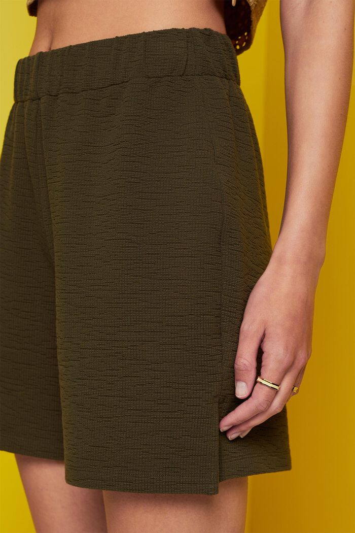 Shorts knitted
