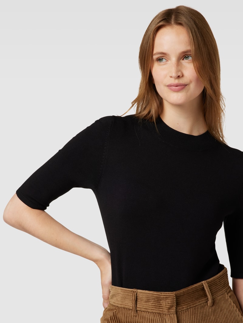 Strickshirt mit Rundhalsausschnitt in schwarz