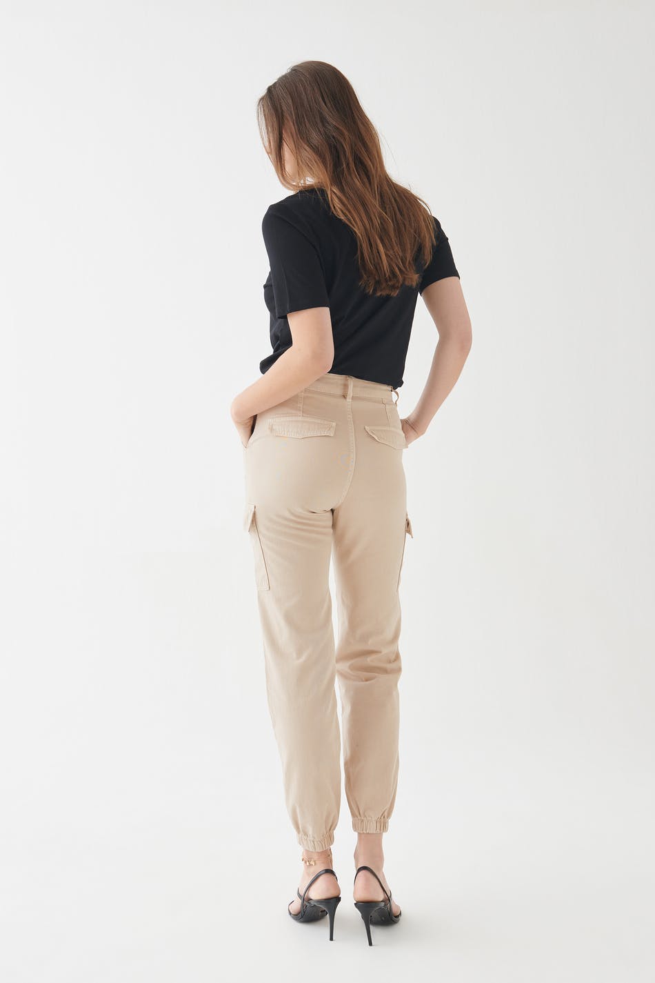Hi-waist cargo pants