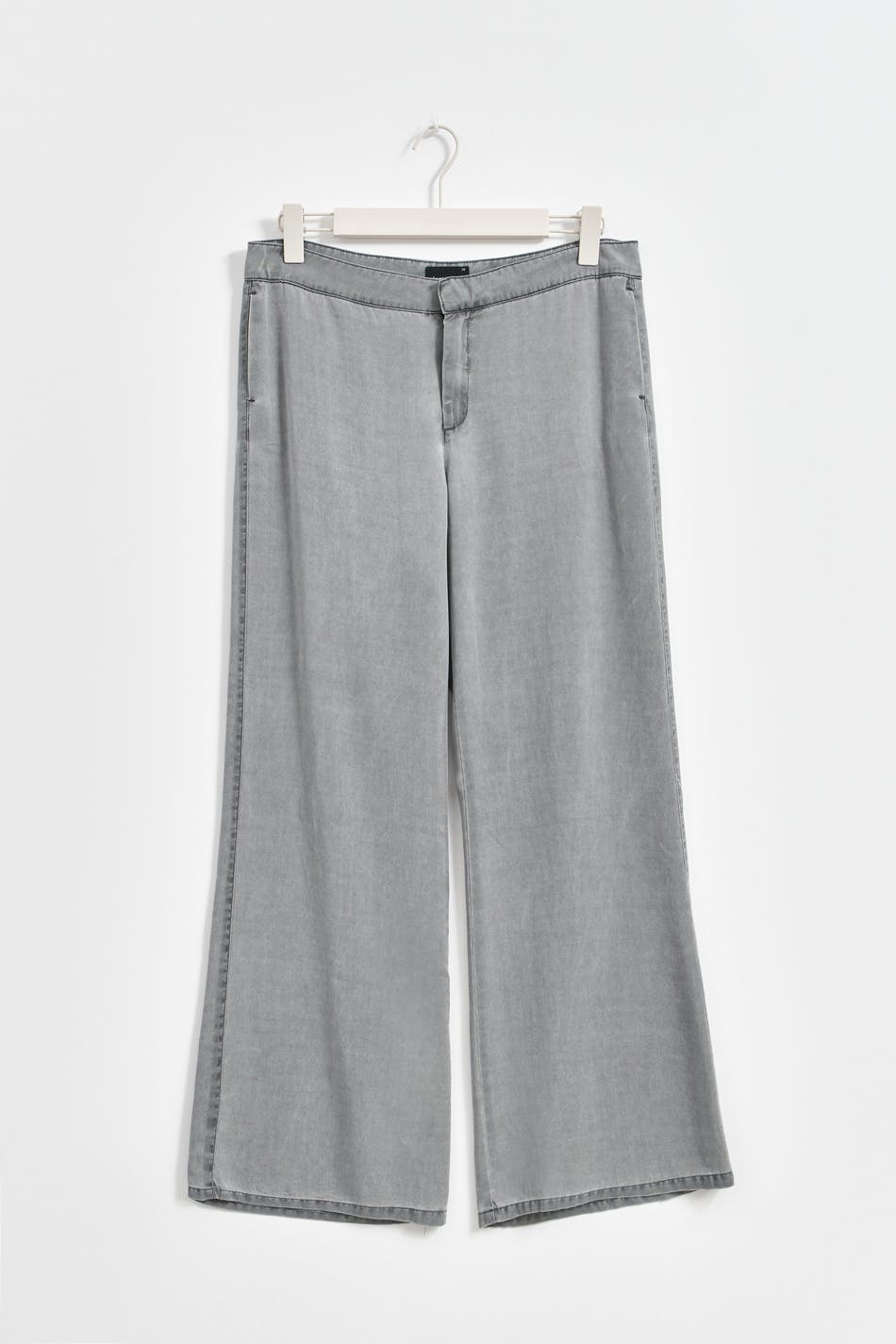 Fluid flare trousers