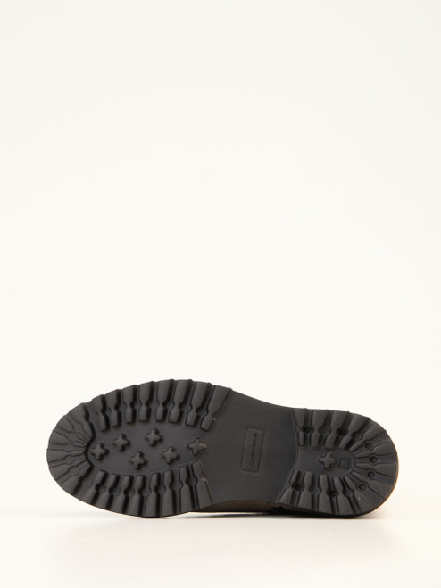 Boots-48012490019 Ambitious