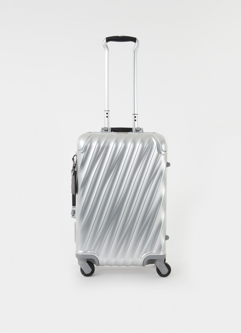 Tumi 19 grādu starptautiskais spineris 56 cm