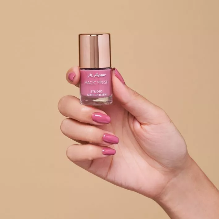 MAGIC FINISH Nagellack: Studio Nail Polish