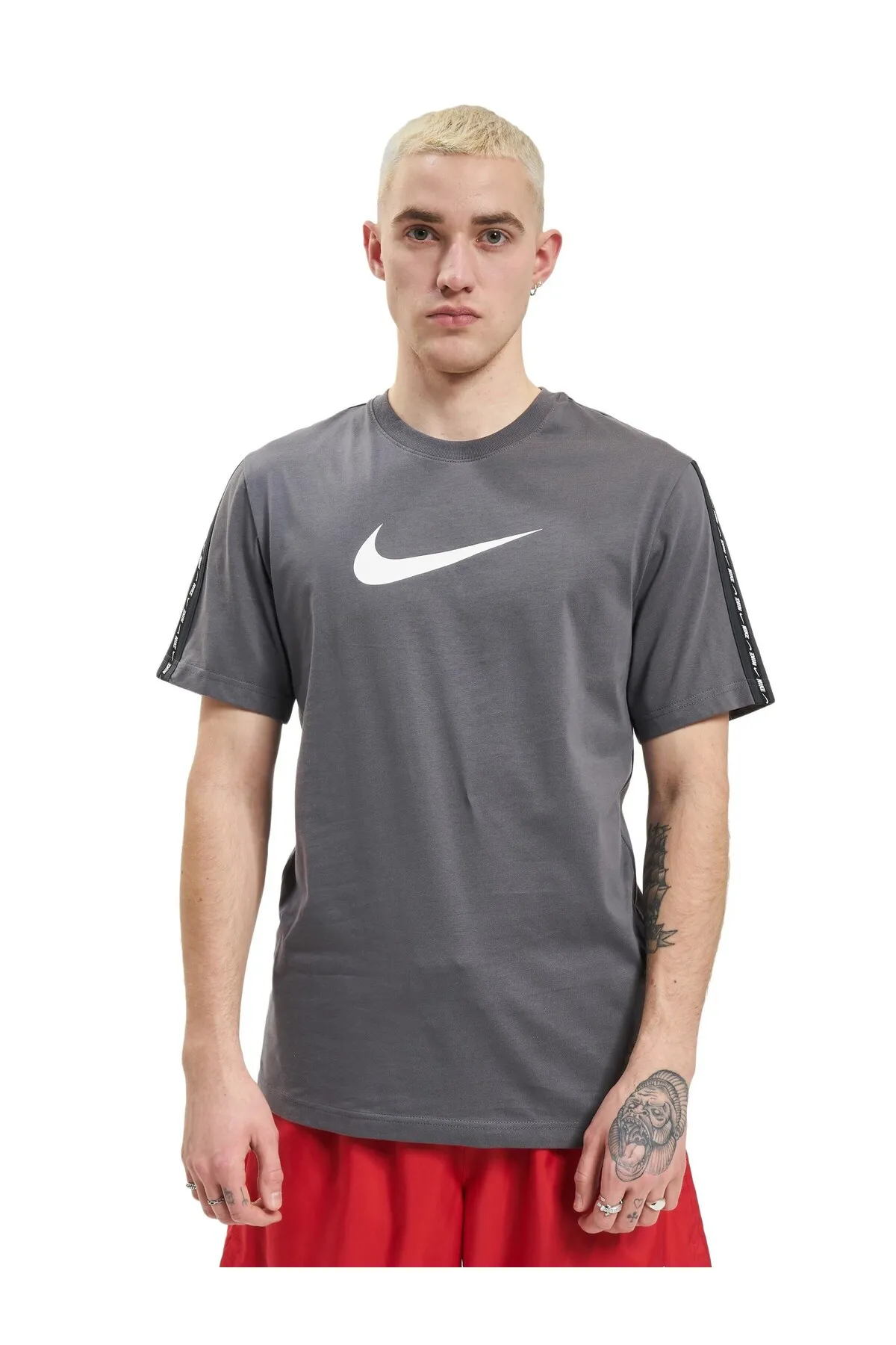Nike  Herren Nike NSW Repeat T-Shirt