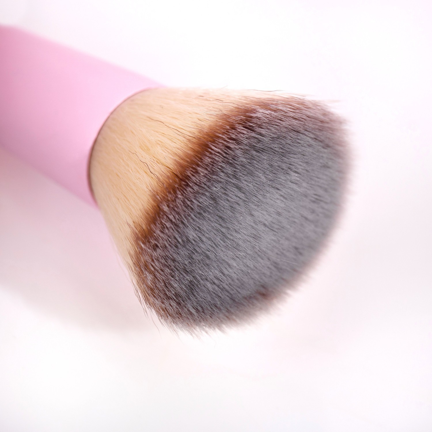 Pinceau à fond de teint Brushworks HD, rose