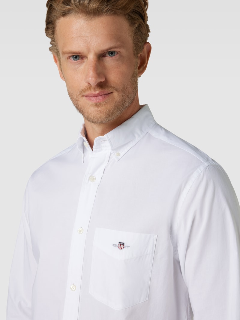 Regular Fit Freizeithemd mit Brusttasche Modell 'POPLIN' in weiß