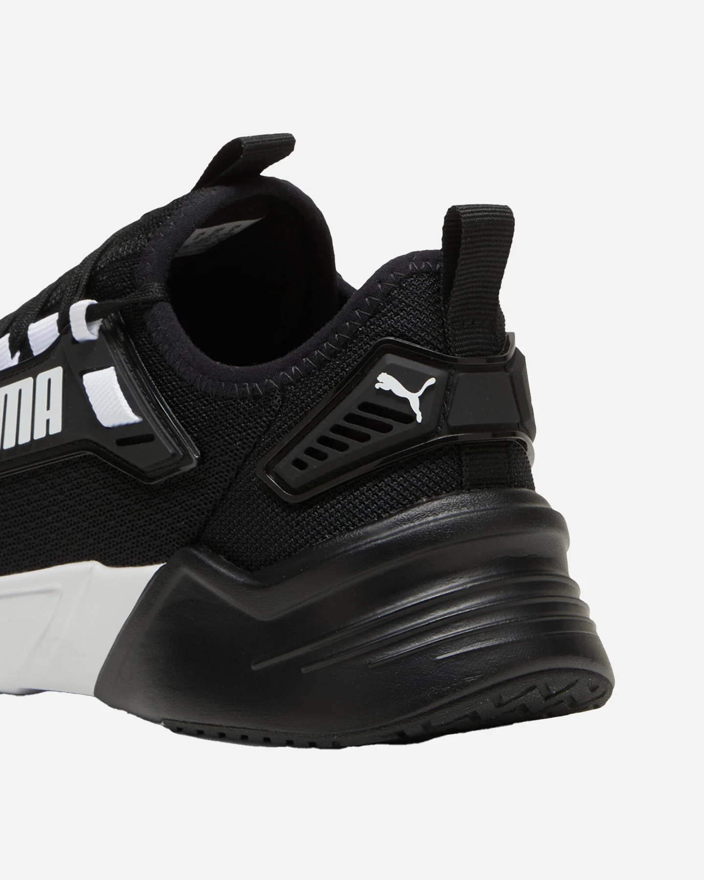 Buty sportowe Scarpe Puma Retaliate M 379478-09