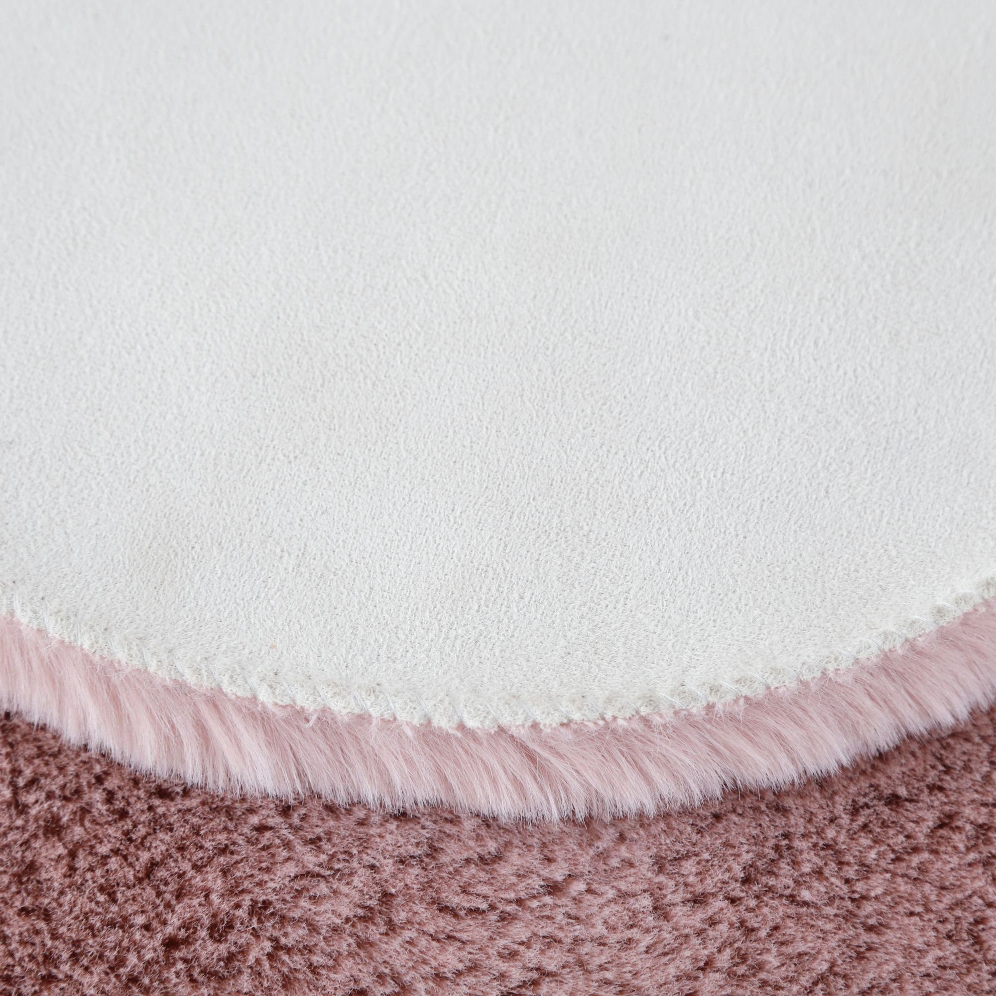 Fellteppich Kleeblatt Form, Carpetsale24, Rund, Höhe: 25 mm, Teppich Plüsch Einfarbig Kleeblattform Kunstfell Kinderzimmer