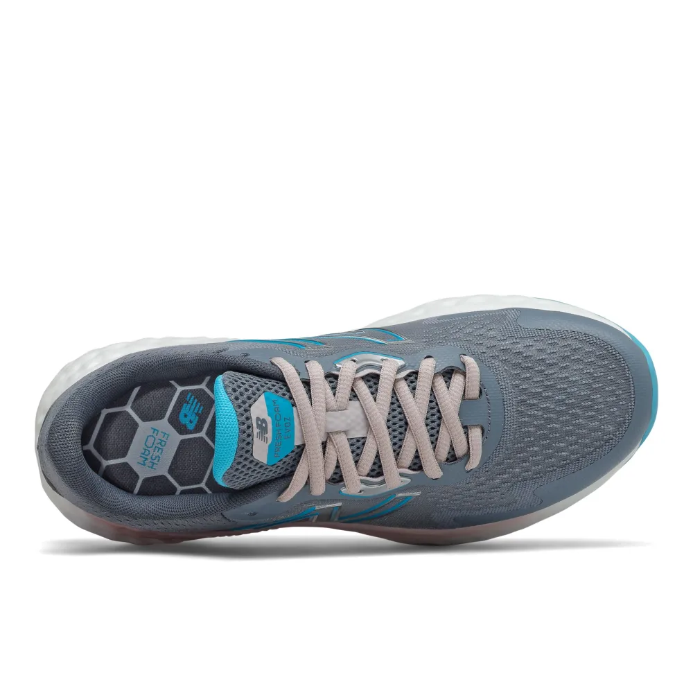 New Balance Fresh Foam EVOZ WEVOZLG / grau