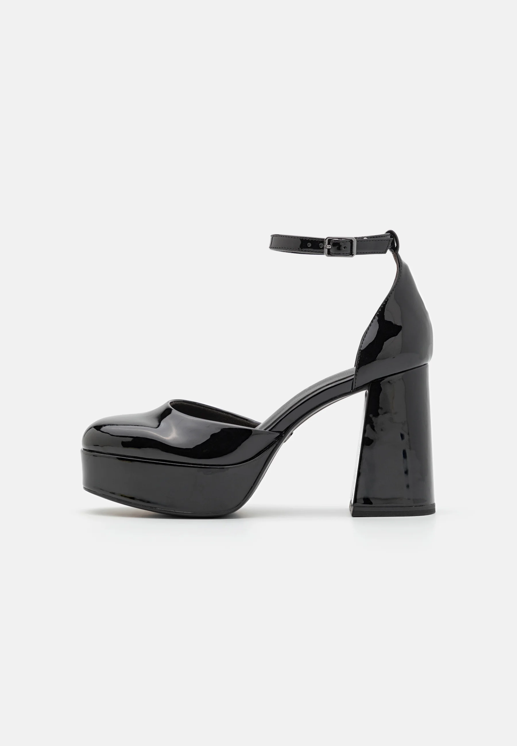 Zapatos de plataforma Tamaris