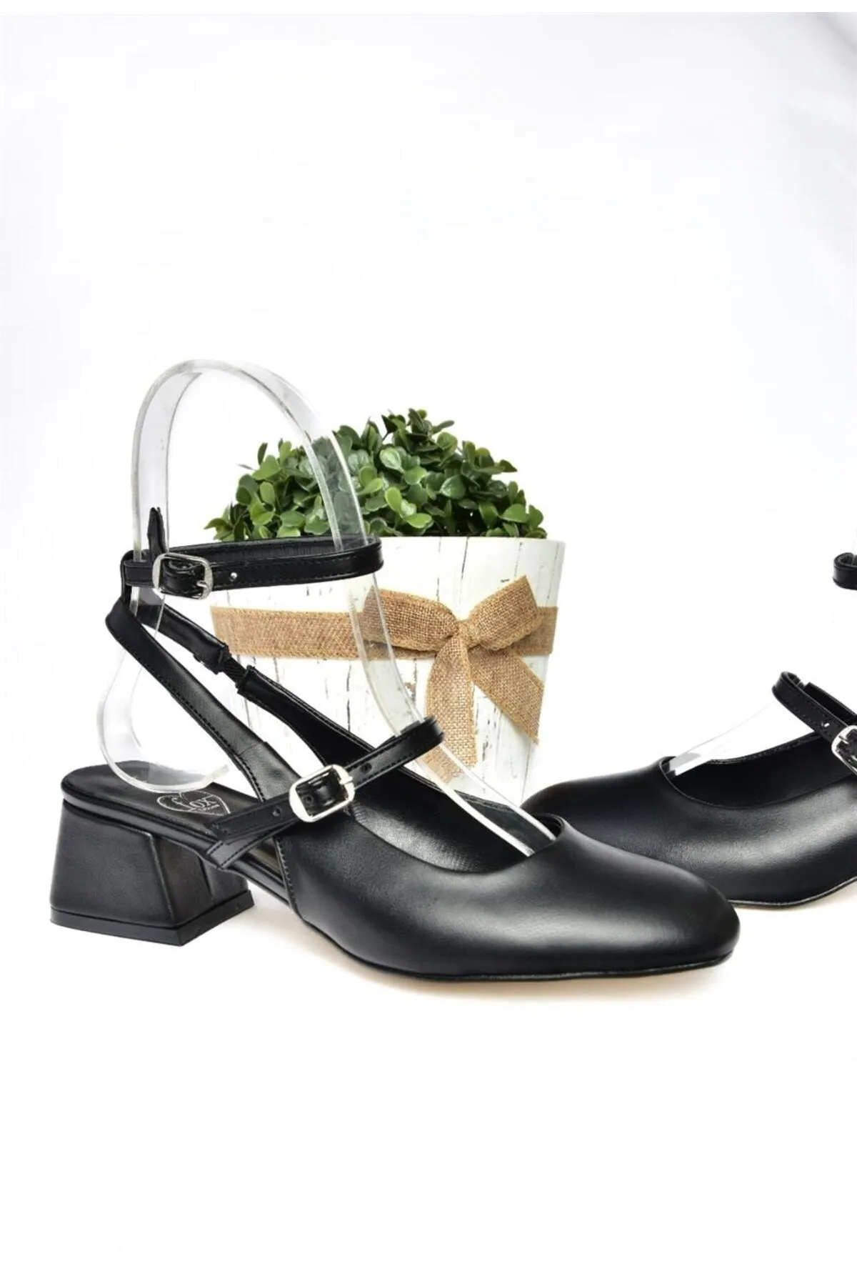 Fox Shoes  P654137009 Schwarze Mary Jane Damenschuhe mit niedrigem Absatz Maryjane