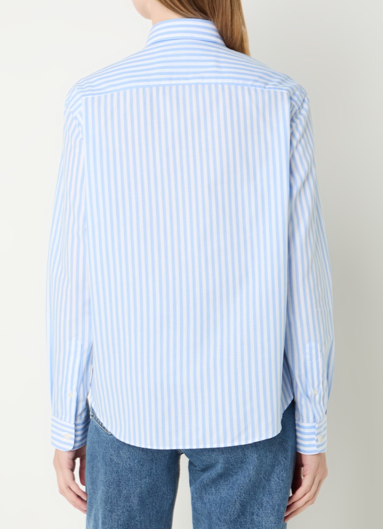 Sporty og elegant bluse med stripetrykk og logobroderi