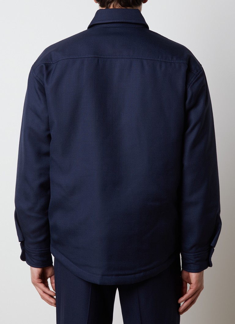 Sobretudo Jacquemus Boulanger com bolso no peito e bordado do logotipo.