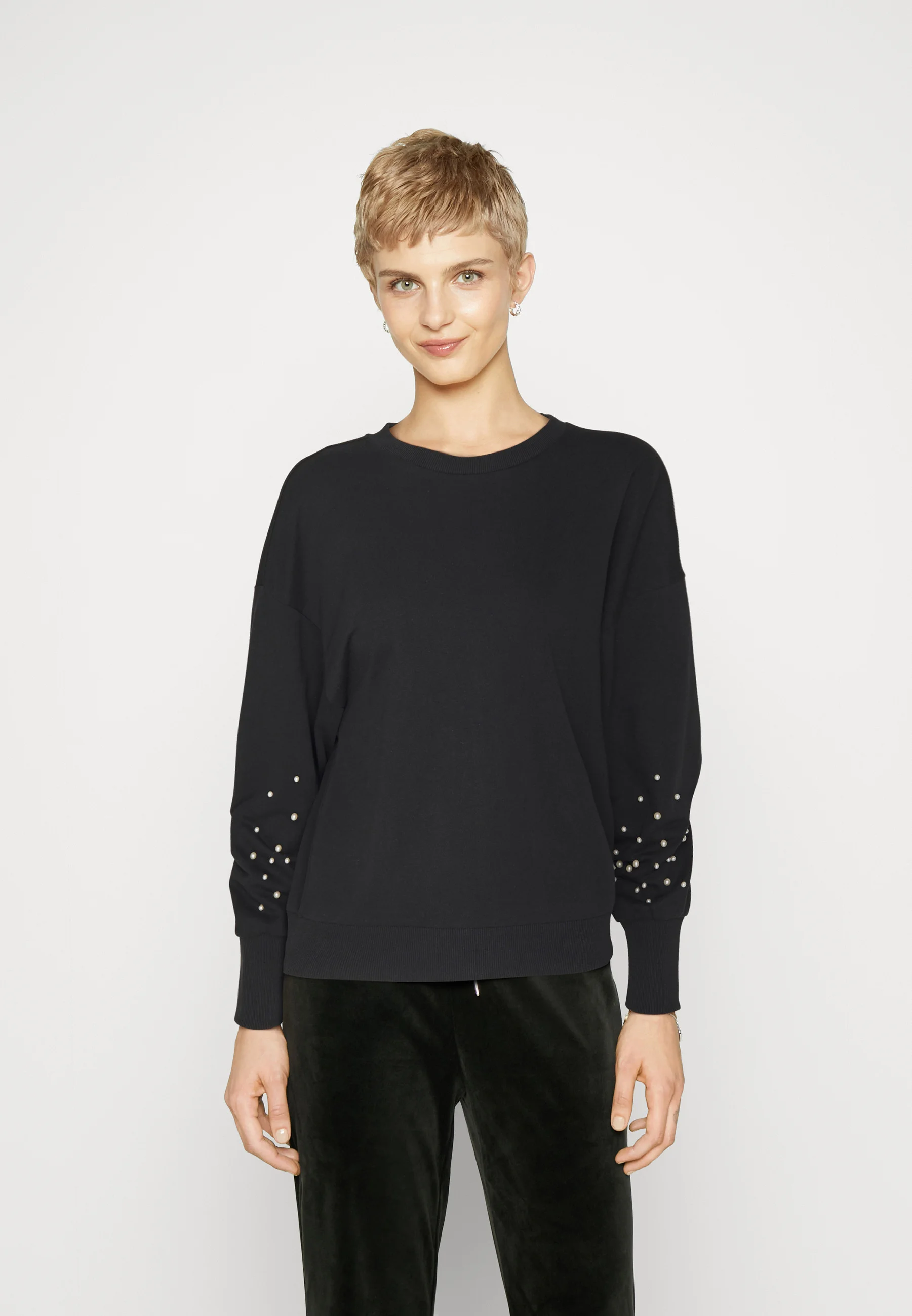 ONLY ONLDINA PEARL O NECK - Sudadera