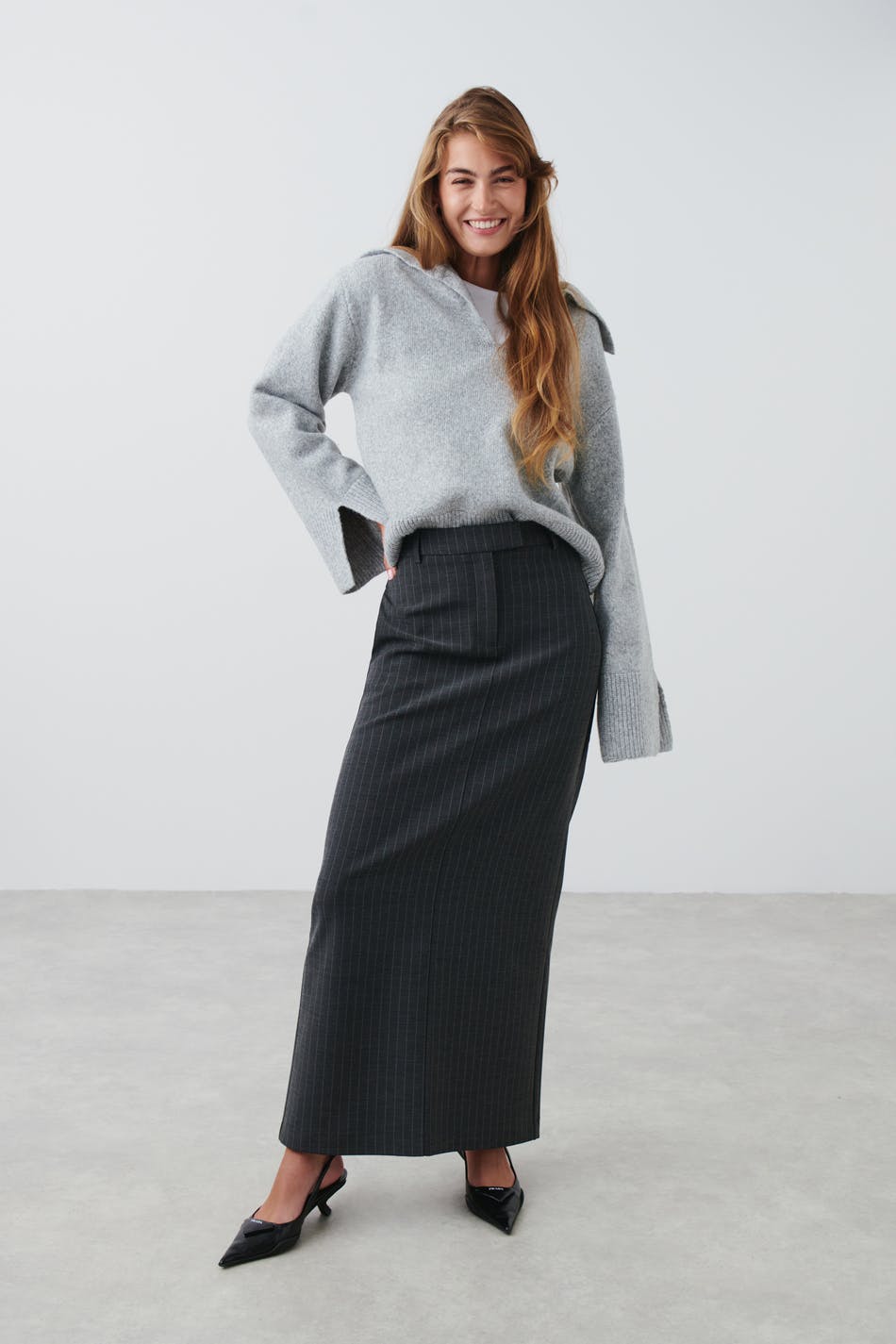 Straight colum skirt