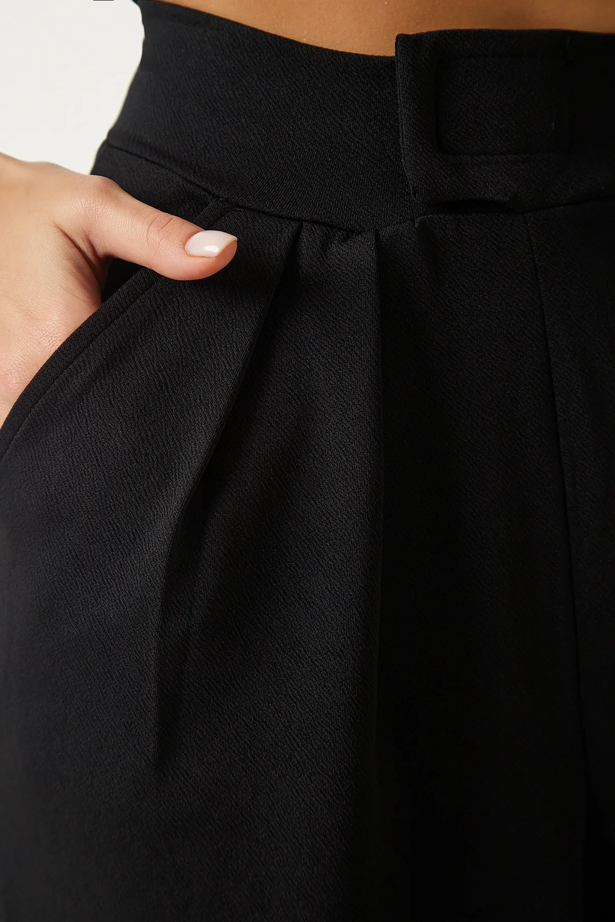 Happiness İstanbul  Bequeme Palazzo-Hose für Damen in Schwarz mit Klettverschluss am Bund Lİ00113