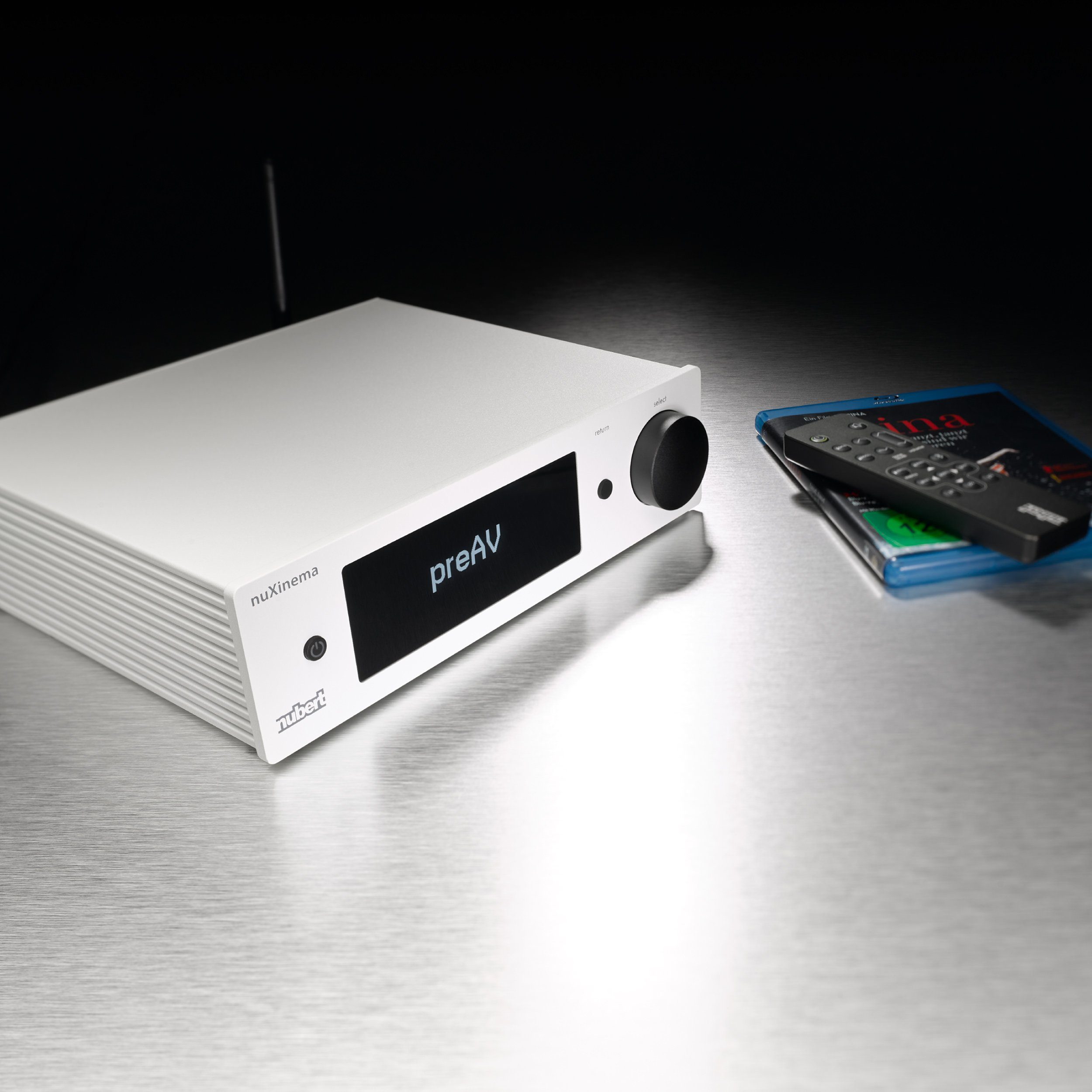 Nubert nuXinema preAV Vorverstärker (Dolby Atmos 7.1.4, Voice+, X-Room Calibration)