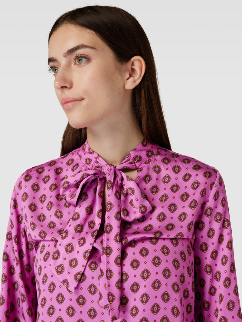 Schluppenbluse aus reiner Viskose mit Allover-Muster in pink