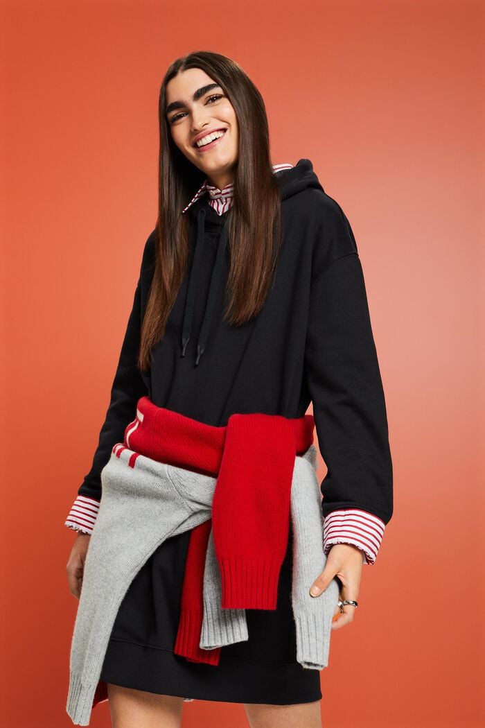 Sweatkleid mit Kapuze
