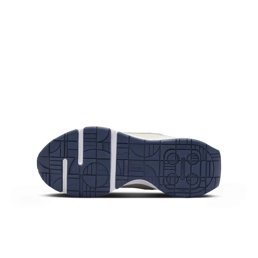 Nike Air Max INTRLK Lite DH9393-104 / braun