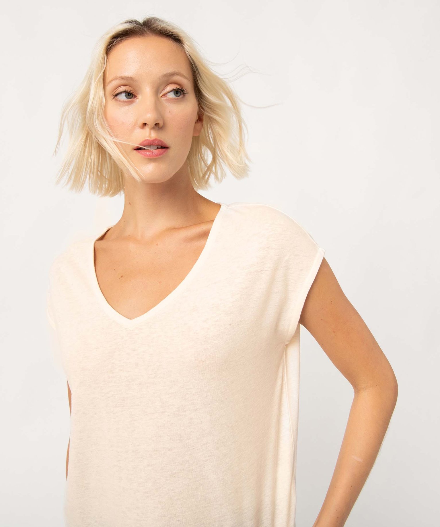 Tee-shirt femme à col V et manches ultra courtes ecru | GEMO