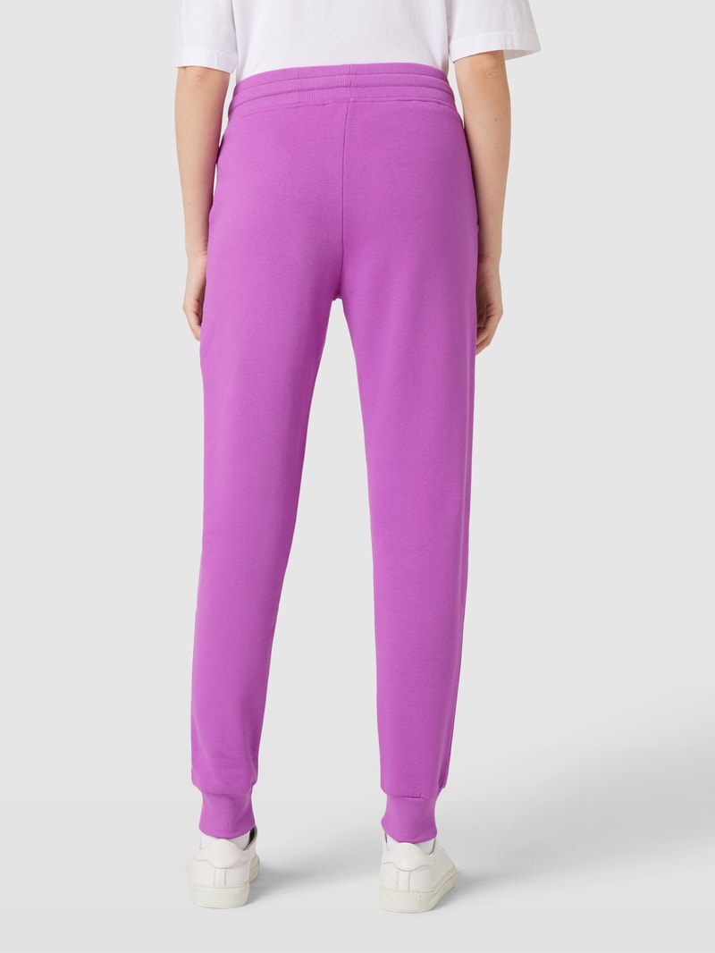Sweatpants mit Eingrifftaschen in lila