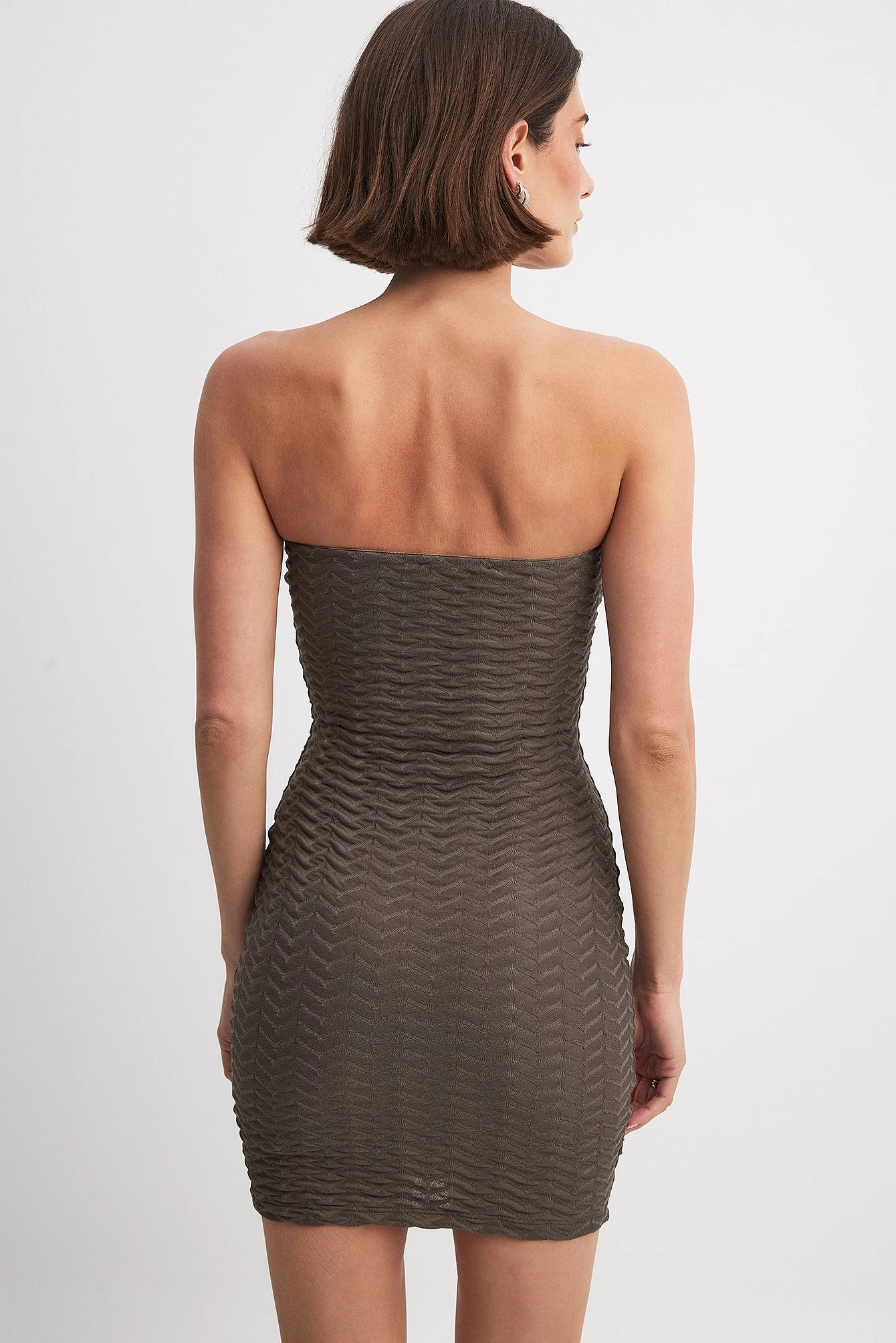 Strukturiertes Röhrenkleid
