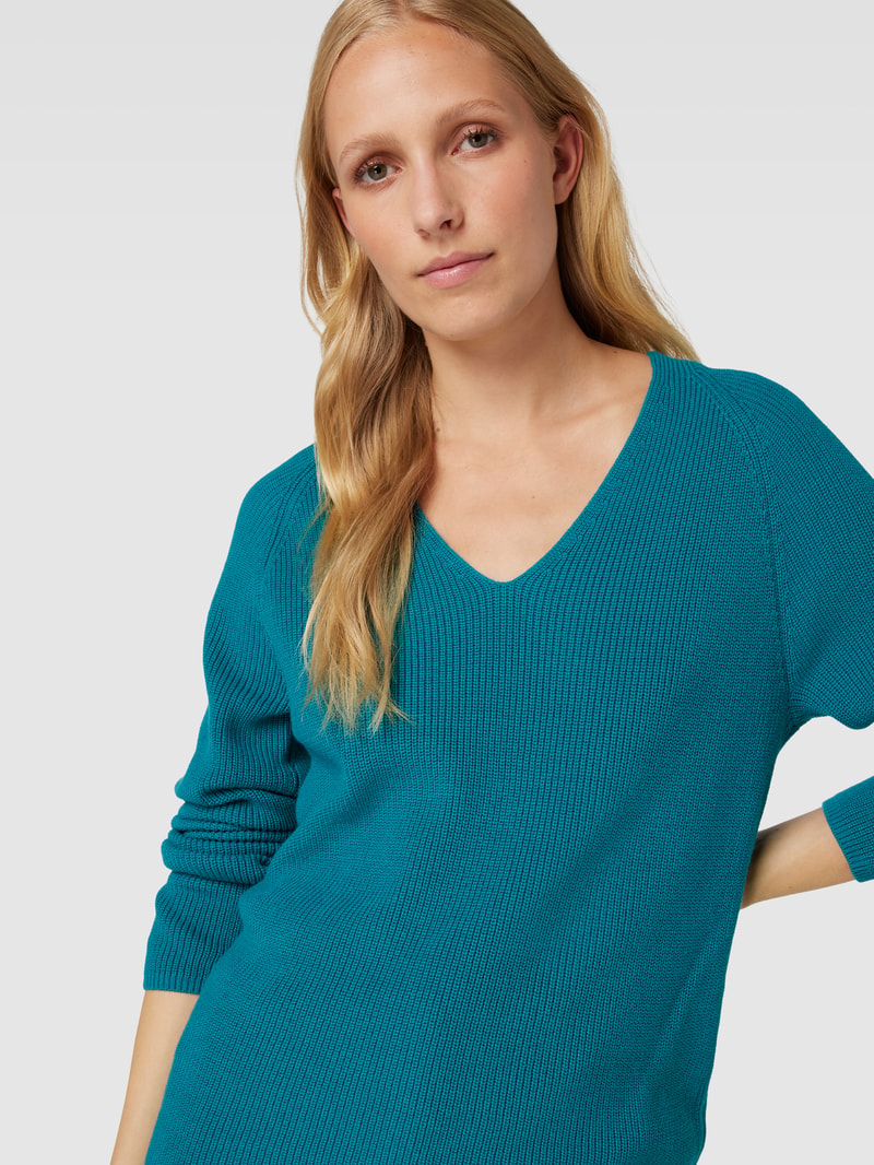 Strickpullover mit V-Ausschnitt in petrol