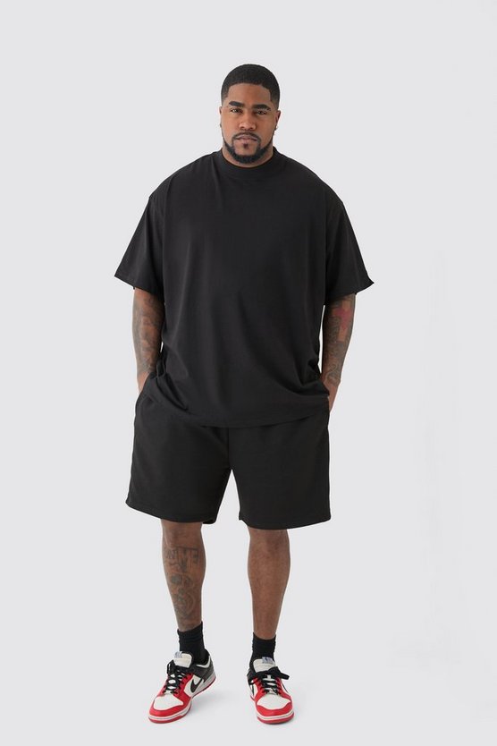 Plus Oversize T-Shirt & Shorts