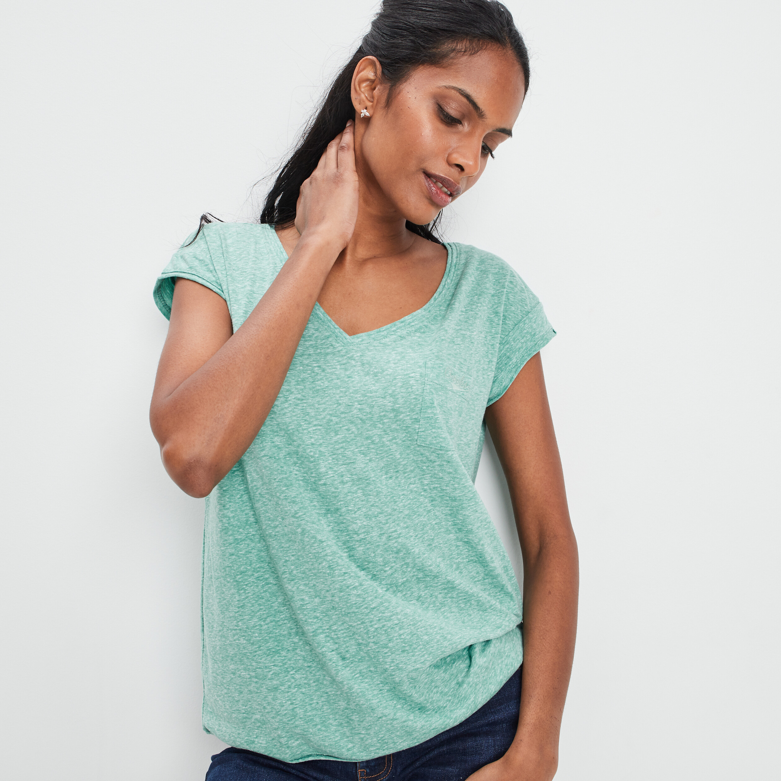 T-shirt col v poche poitrine Creeks vert clair femme | La Halle