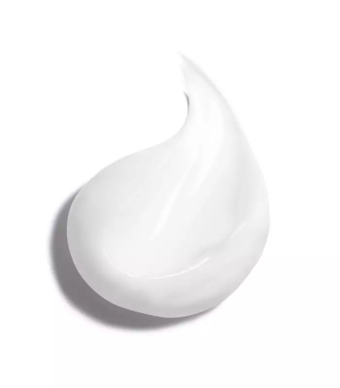 LE LIFT SOIN LÈVRES ET CONTOURS Lisse, raffermit, repulpe