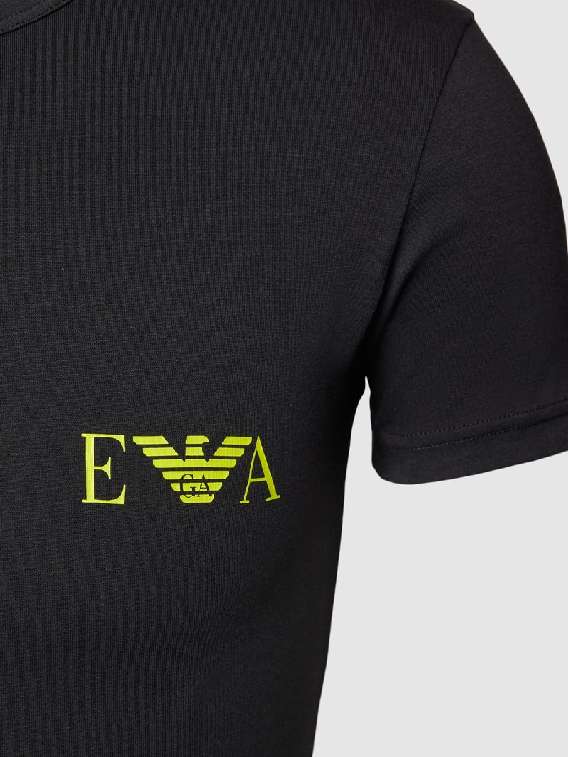 T-Shirt mit Label-Print in schwarz