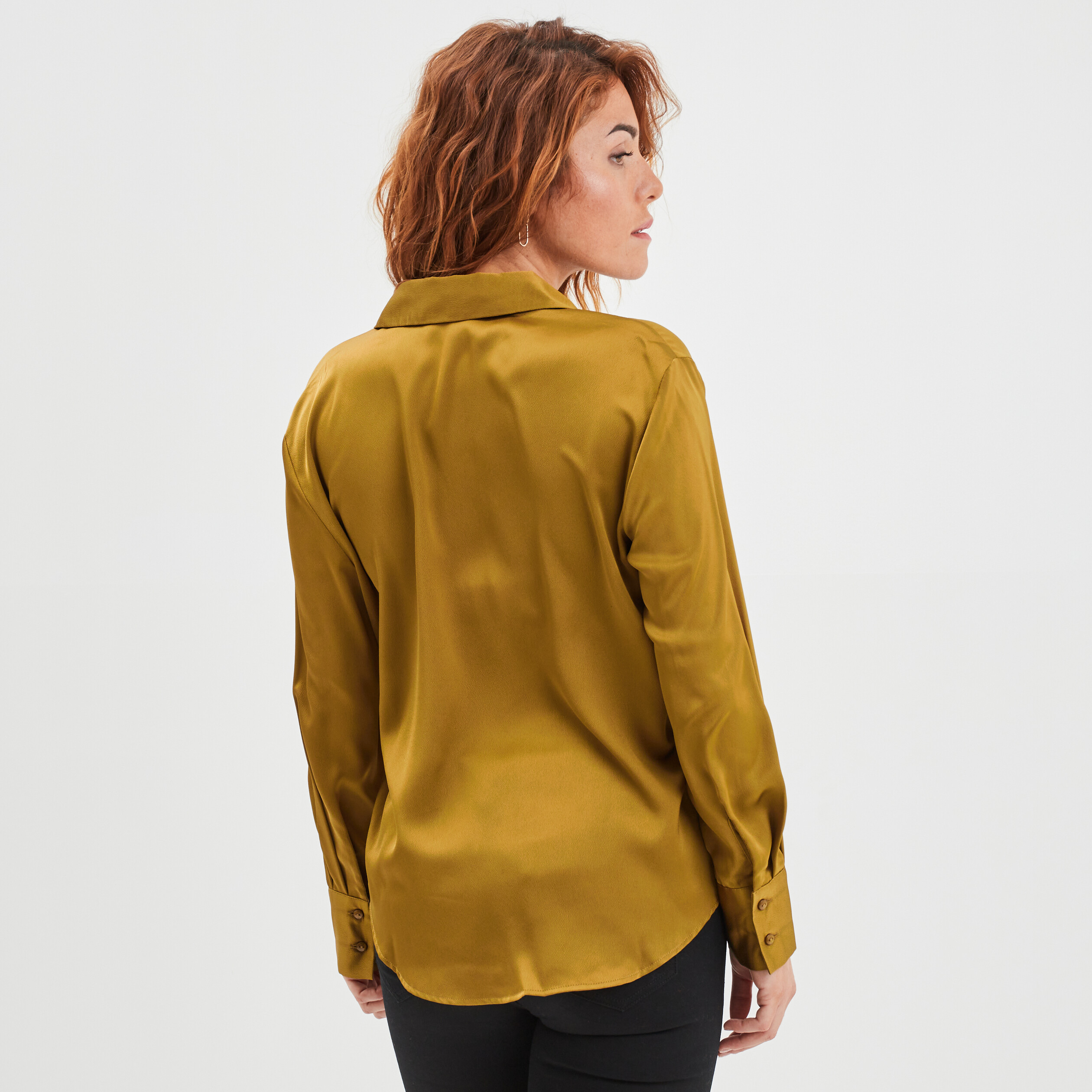 Chemise satin manches longues vert olive femme | La Halle