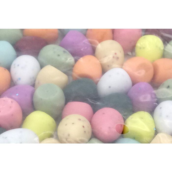 Flügelschlag gesprenkelte Eier