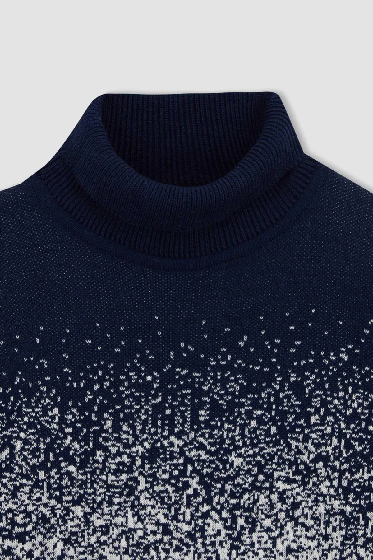 DeFacto  Rollkragenpullover mit Weihnachtsmotiv für Jungen