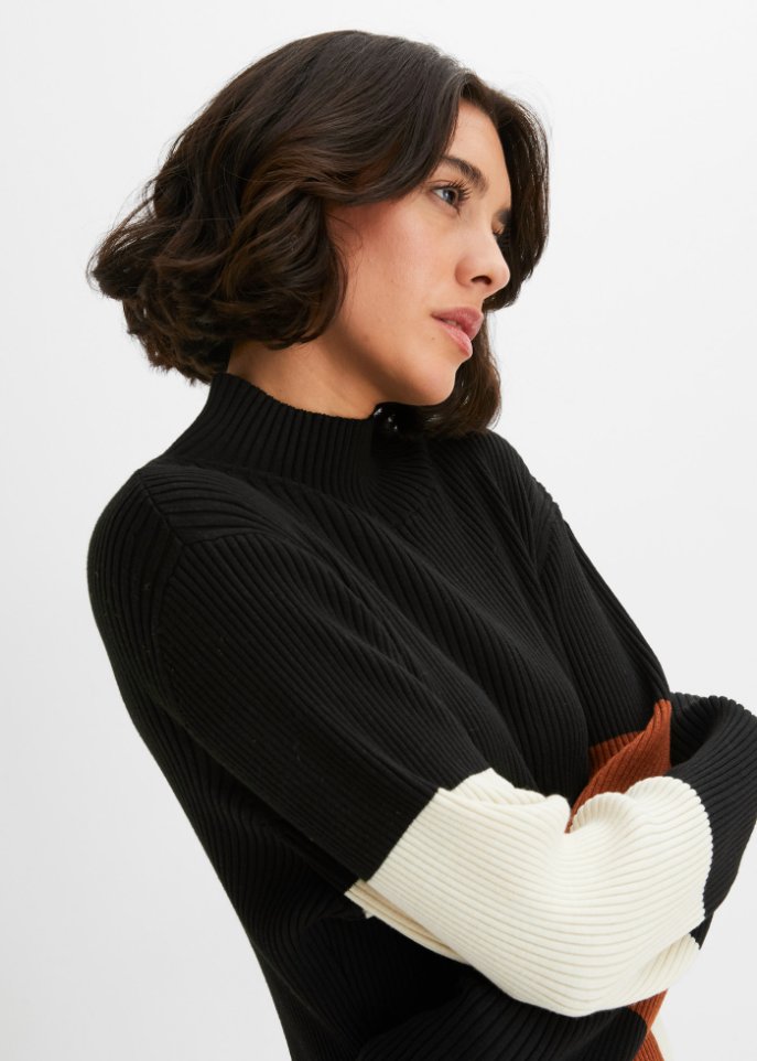 gemustertes Strickkleid