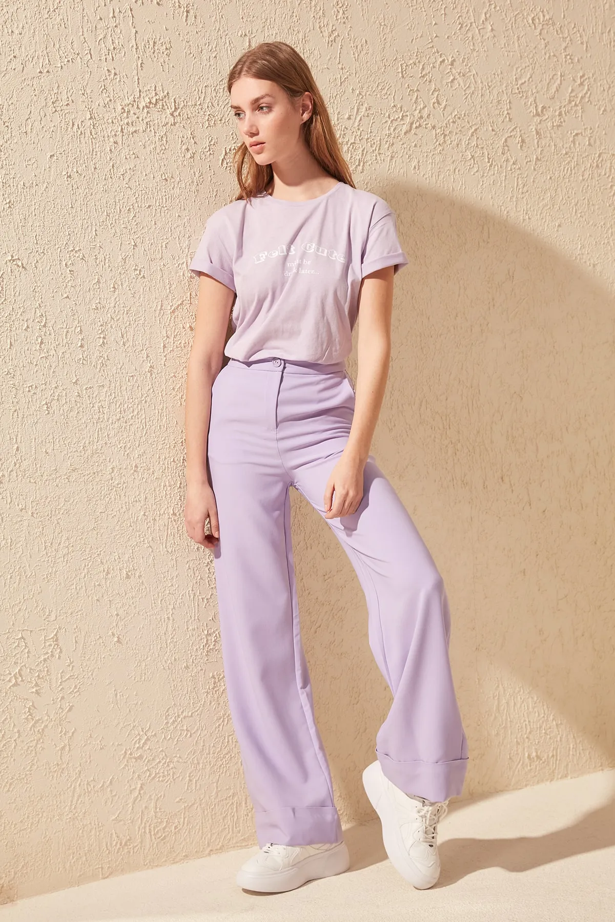 Trendyol Collection  Fliederfarbene Hose mit weitem Bein/Webhose mit weitem Bein TWOSS19ST0179