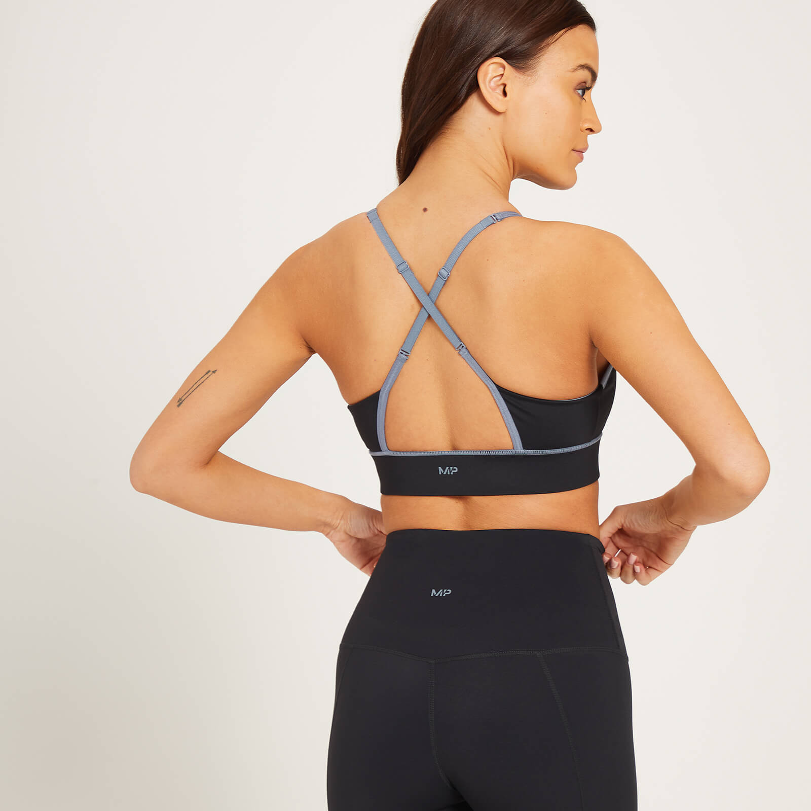 Brassière de sport réversible MP Adapt pour femmes – Noir/Galaxie
