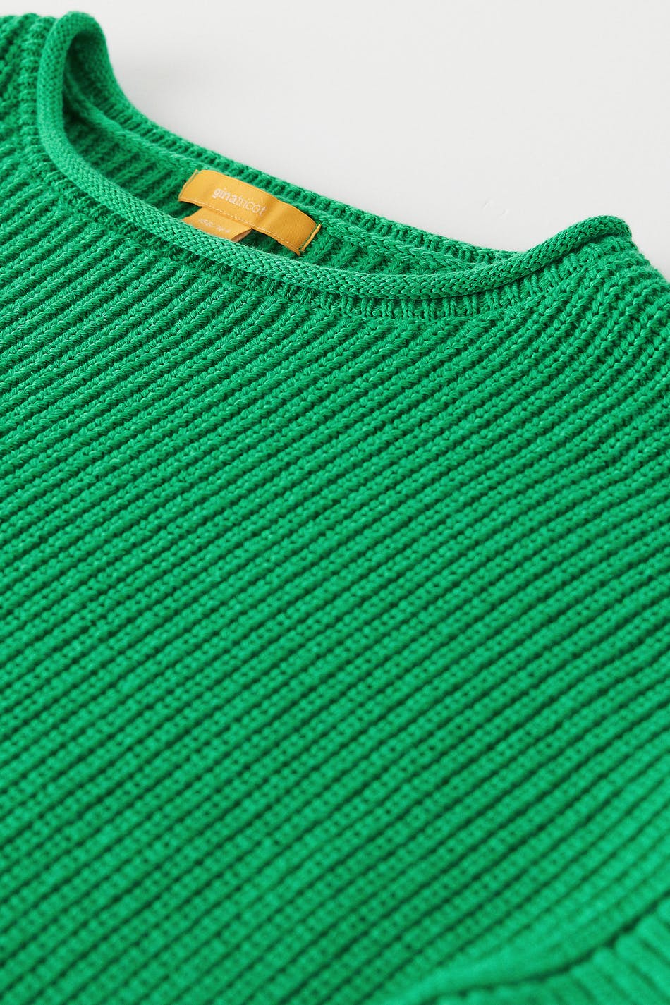 Y knitted summer sweater