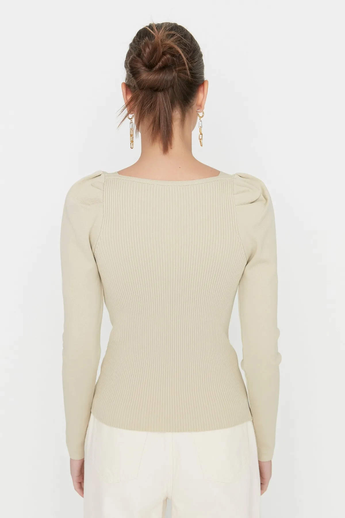 Trendyol Collection  Strickpullover mit steinfarbenen Ärmeln und Detail TWOAW23KZ00890