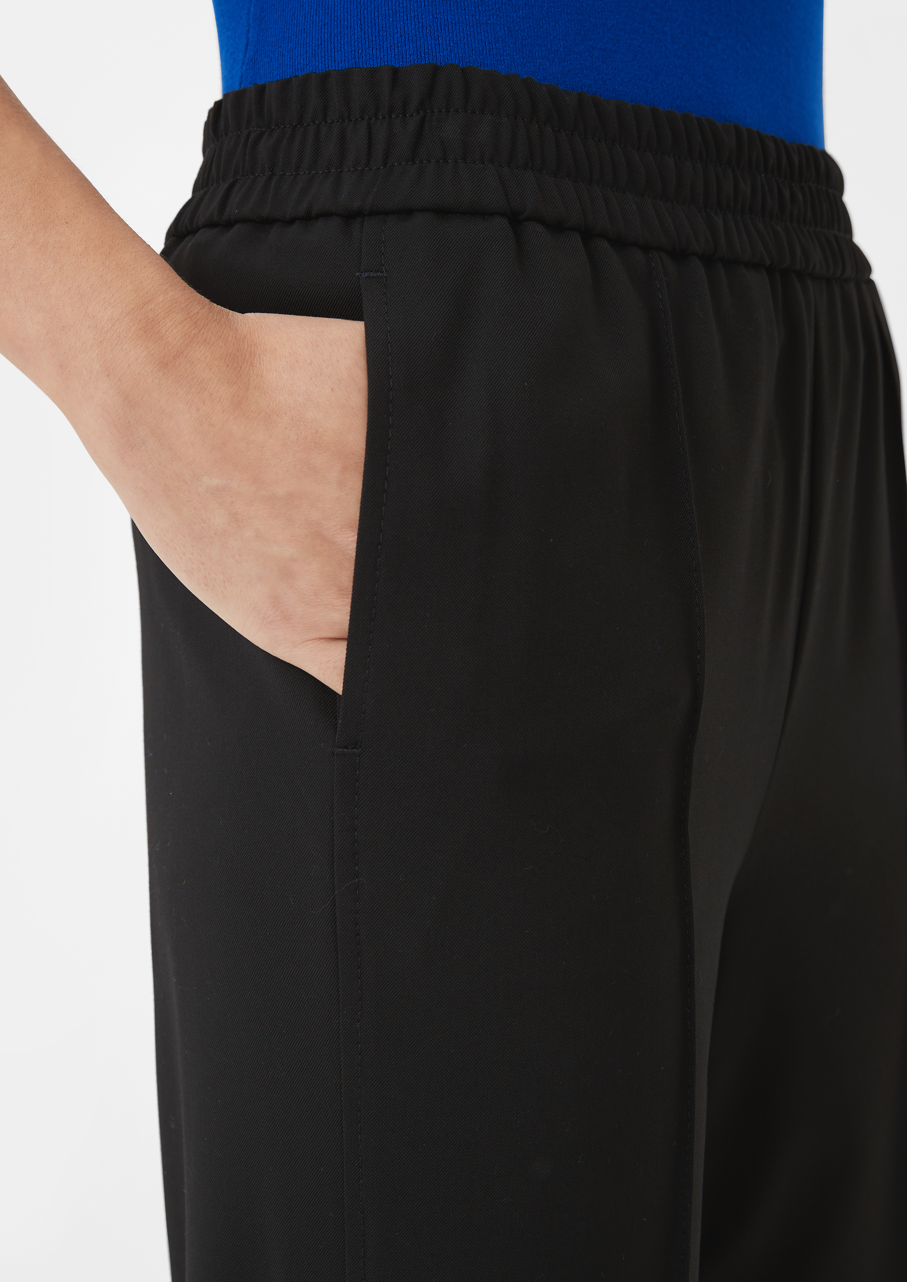 Loose: Hose mit Semi Wide leg - schwarz