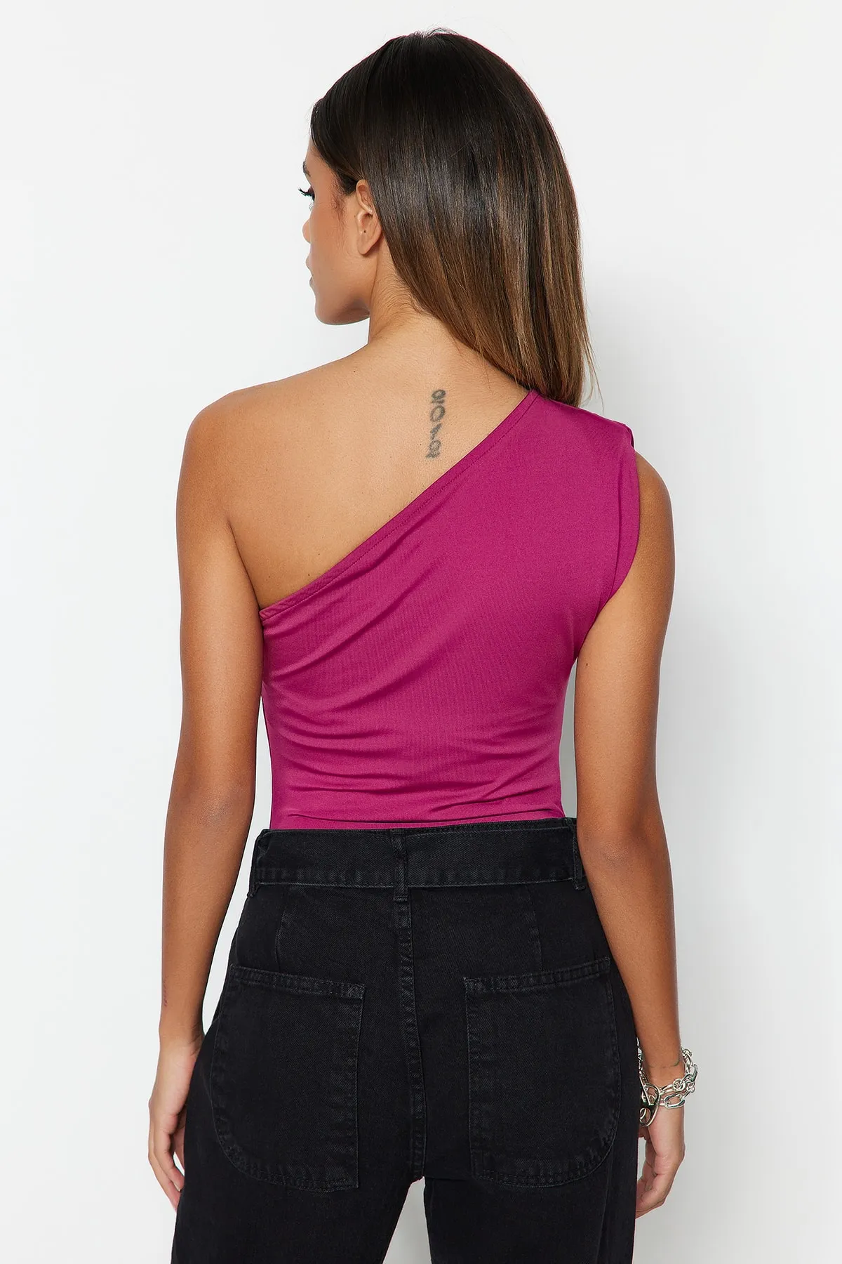Trendyol Collection  Fuchsia Asymmetrischer Kragen Flexibler Strickbody mit Druckknöpfen von unten TWOSS22BD00014