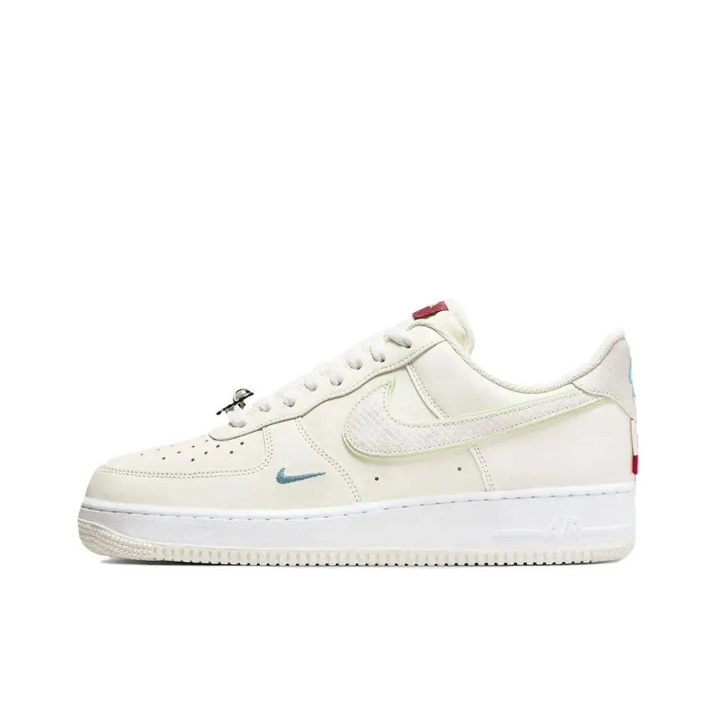 Nike Air Force 1 FZ5052 131 / weiss